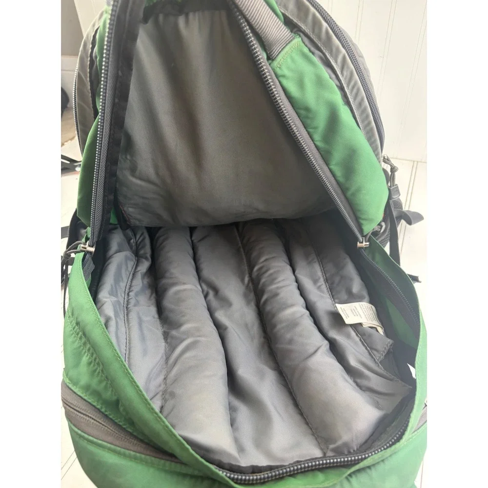 The North Face Green Surge Hiking Travel Laptop Bag Mens $150